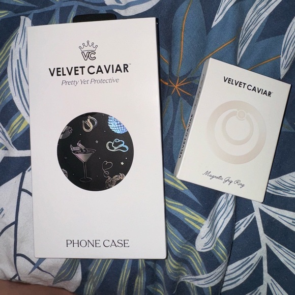 Velvet Caviar iPhone 15 Pro Disco Cowgirl Phone Case w/ Magnetic Grip Ring - Picture 3 of 3